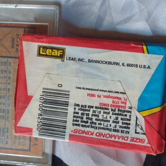 Baseball Cards+Bonus Item - Picture 3 of 3